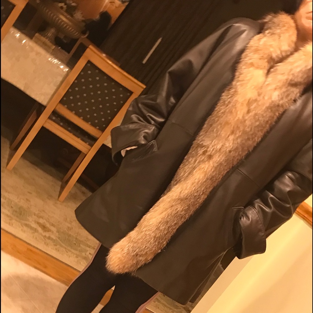 3/4 Brown Leather Coat w Crystal Fox Tuxedo